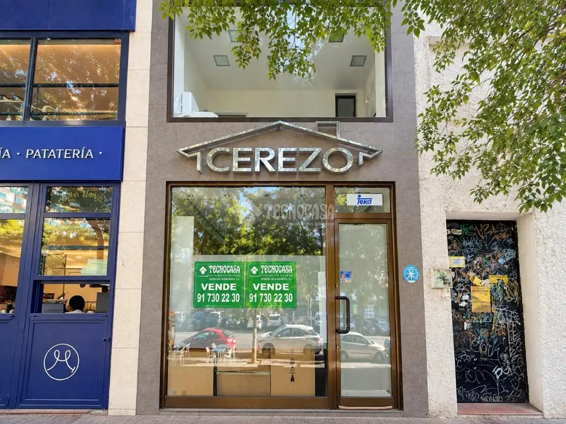 Locale commerciale in vendita a Fuencarral - El Pardo