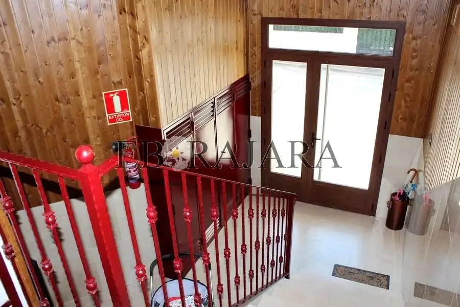 Piso en venta en Cazalegas con Terraza y Trastero