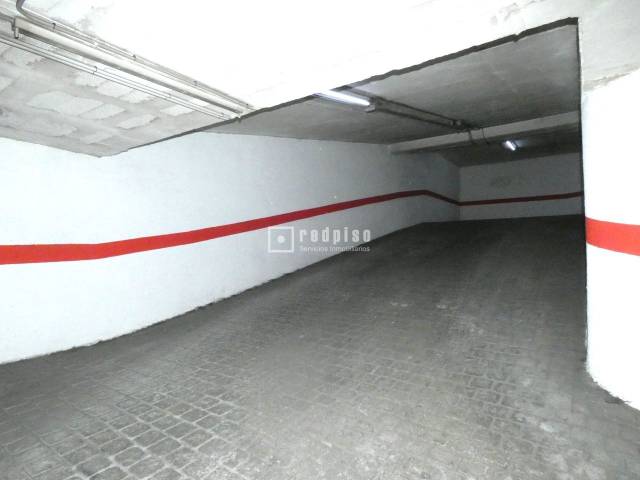 Garaje en Venta en VELAZQUEZ  en Girón - Las Delicias