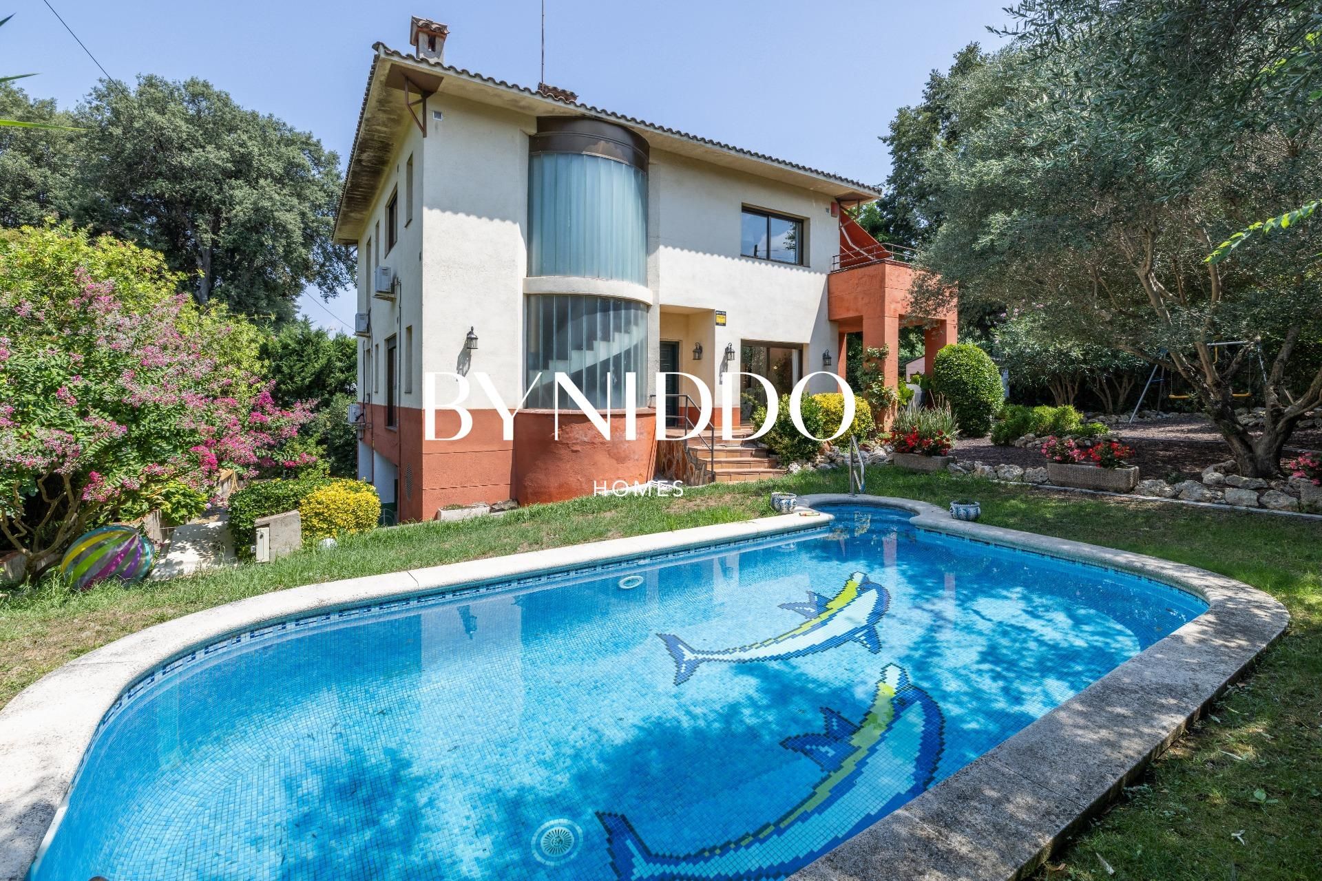 Jardí de Casa o xalet en venda en Sant Cugat del Vallès amb Aire condicionat, Calefacció i Jardí privat