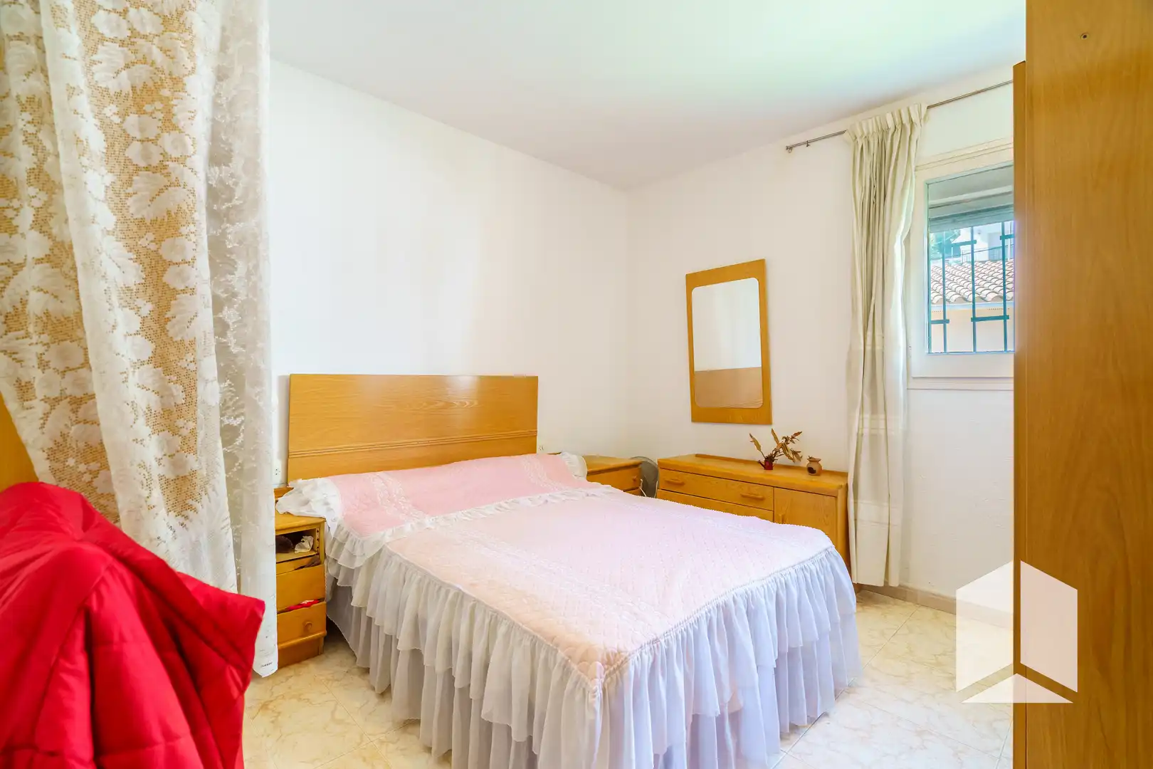 Habitación de Casa o chalet en venta en La Bisbal del Penedès con Trastero y Balcón