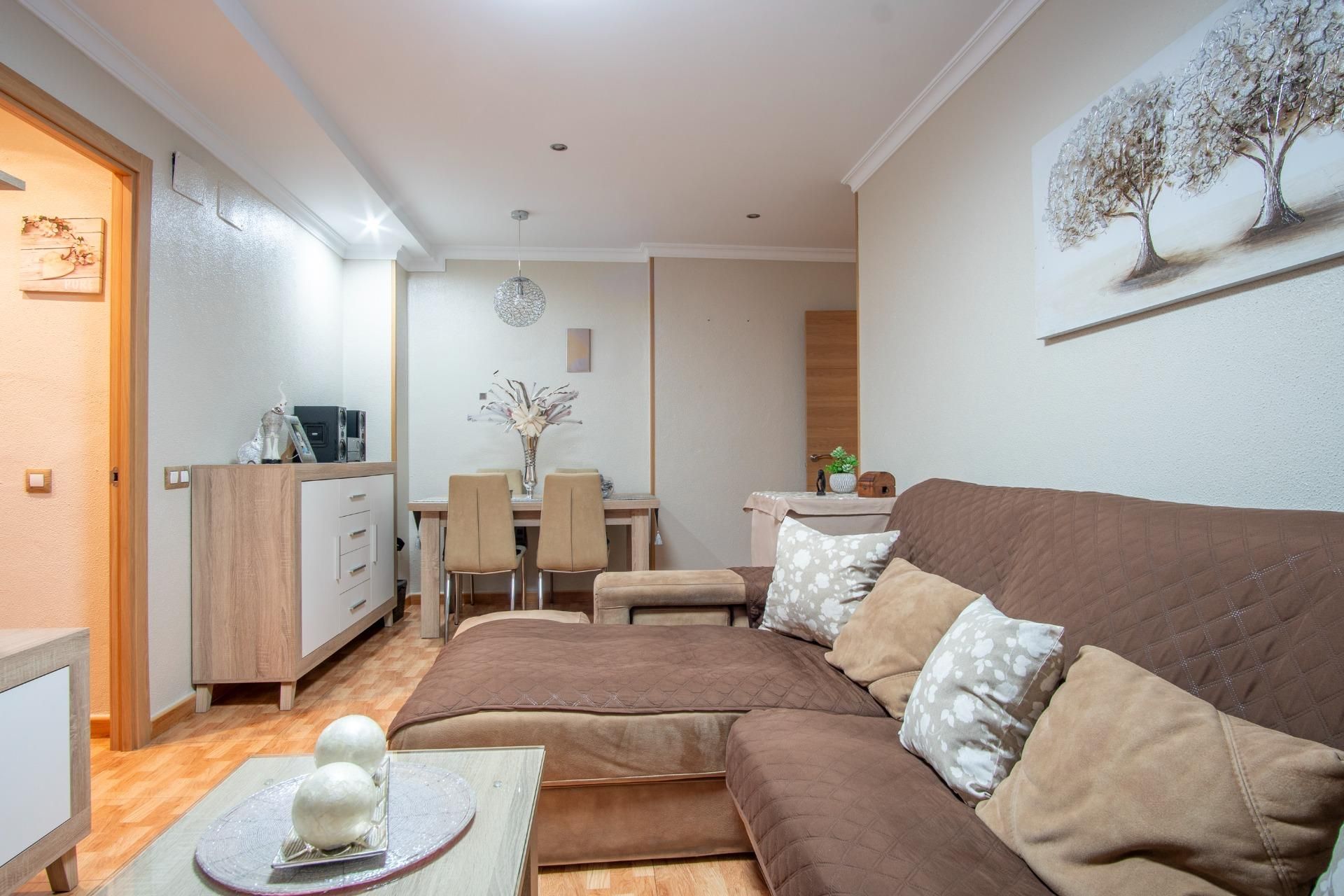 Living room of Flat for sale in San Fernando  with Air Conditioner