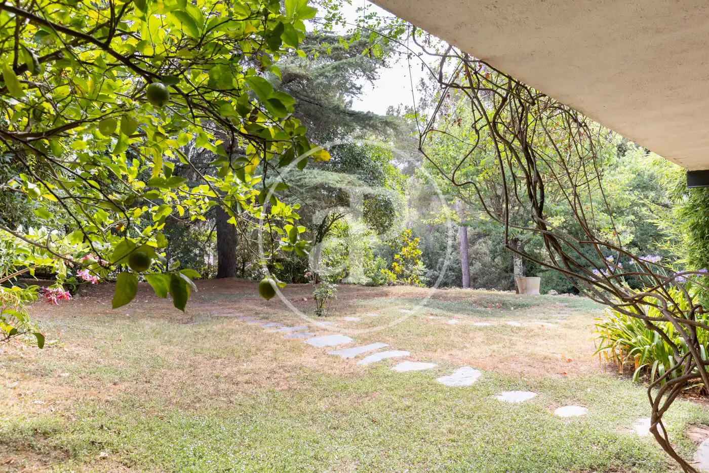 Jardí de Casa o xalet en venda en Cerdanyola del Vallès amb Calefacció, Jardí privat i Terrassa