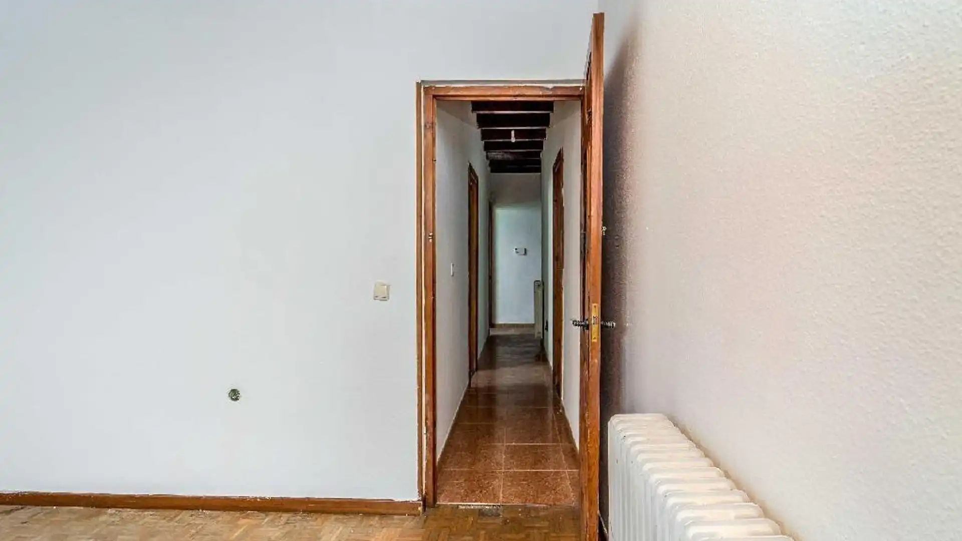 Houses for sale in Nava del Rey  with Heating