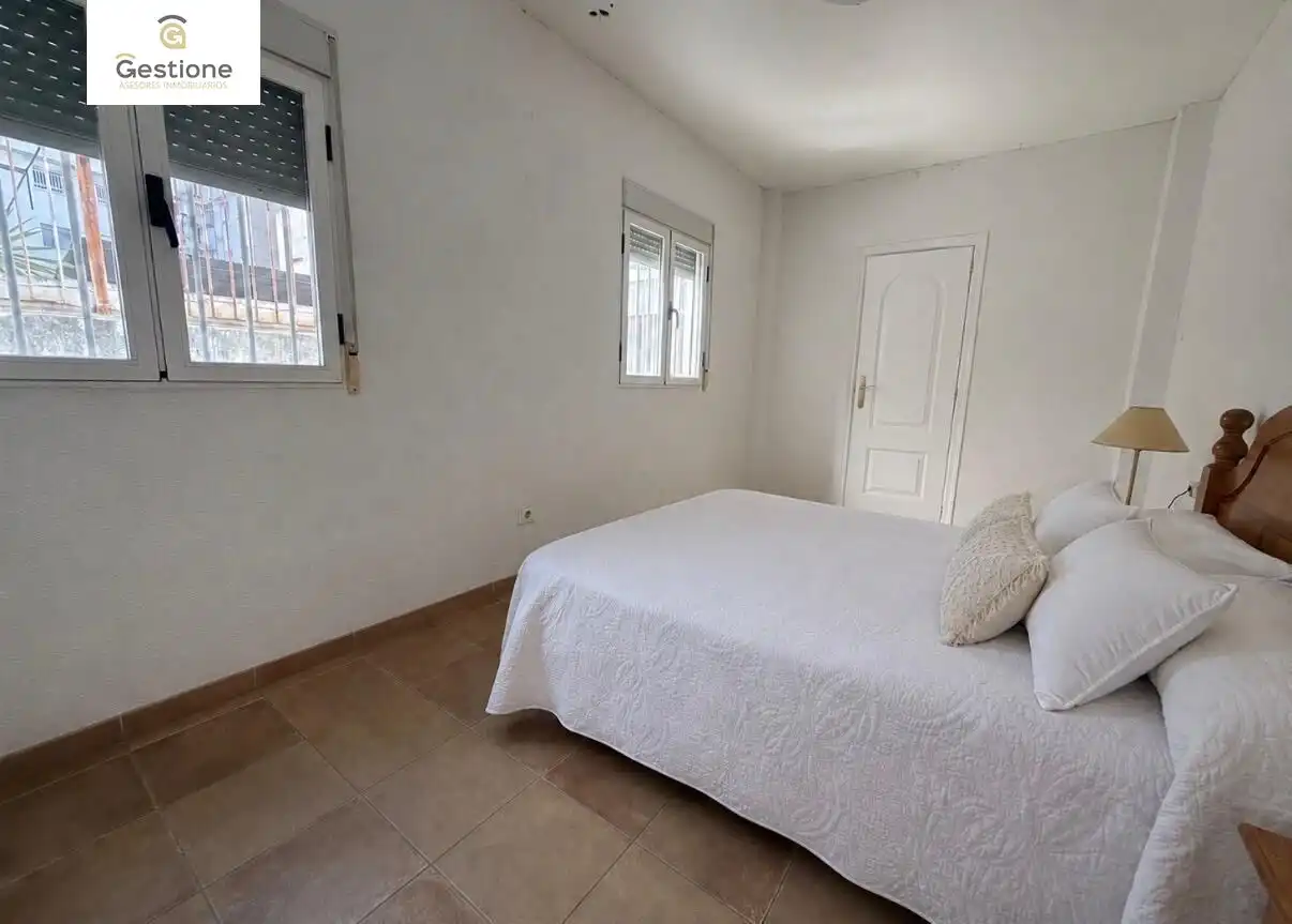 Schlafzimmer von Einfamilien-Reihenhaus zum Verkauf in Burriana / Borriana mit Balkon