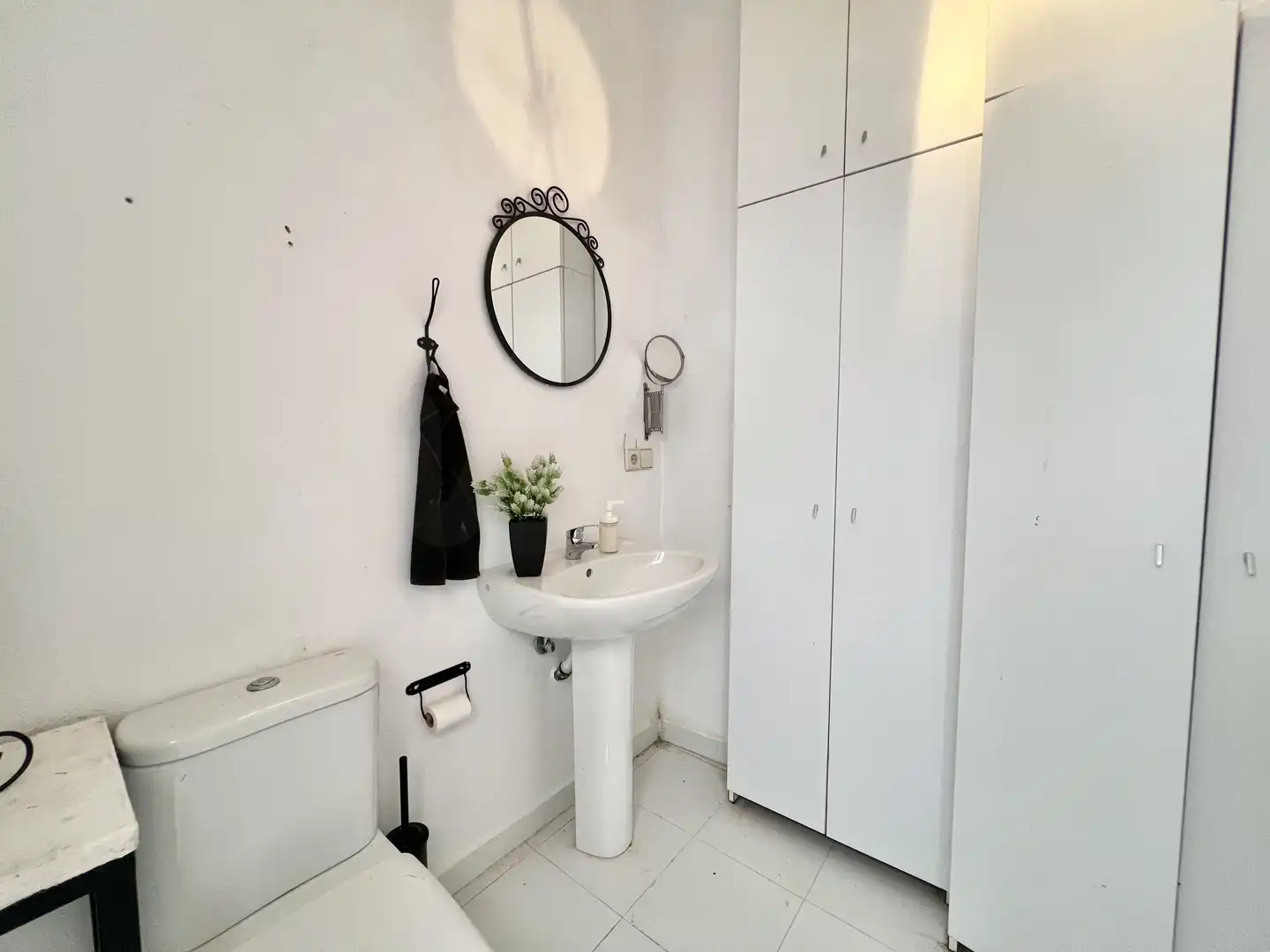 Bathroom of Flat for sale in Ronda  with Air Conditioner and Terrace