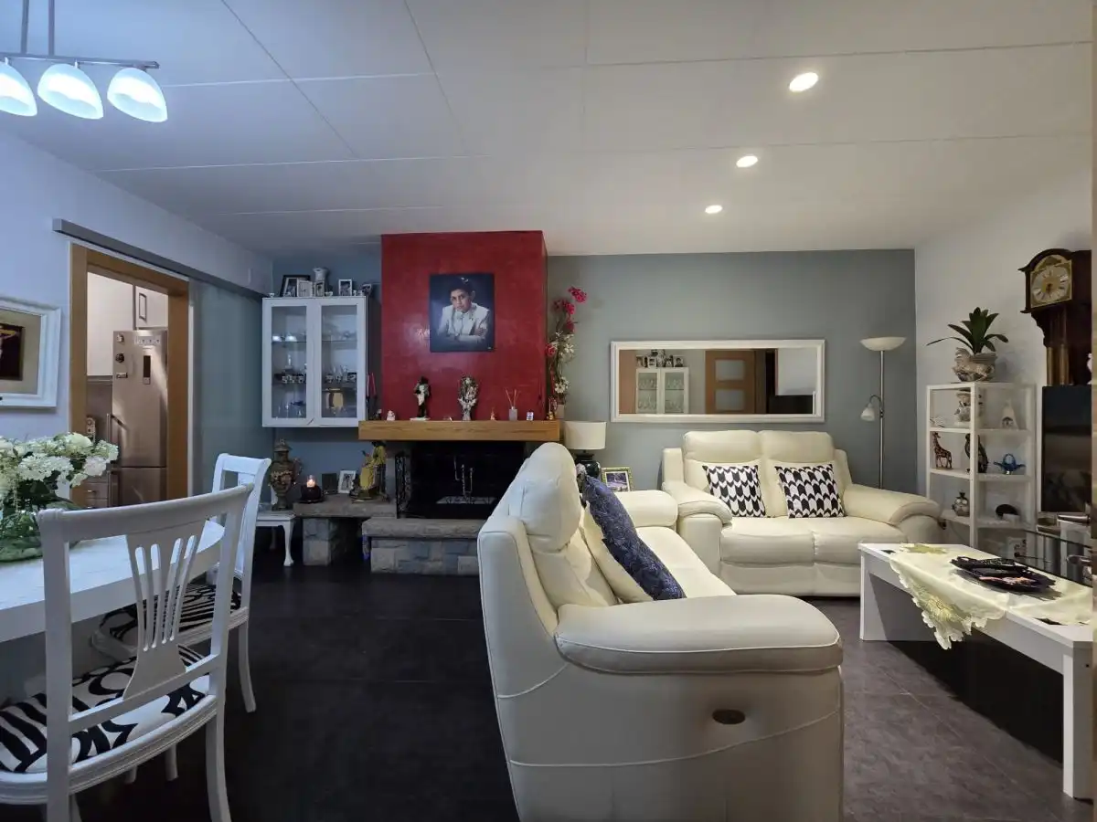 Sala de estar de Casa o chalet en venta en La Garriga con Aire acondicionado, Calefacción y Terraza