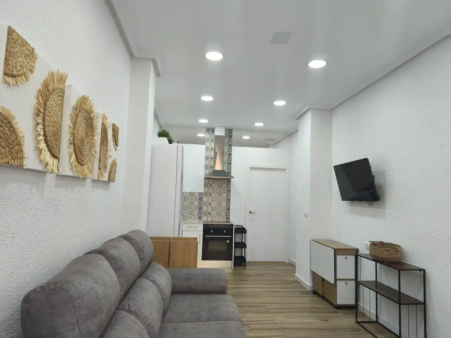 Living room of Ground floor for sale in Elche / Elx  with Air Conditioner, Parquet flooring and Furnished