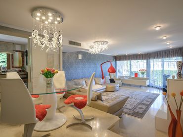 Xalet amb piscina en venda a Montgoda