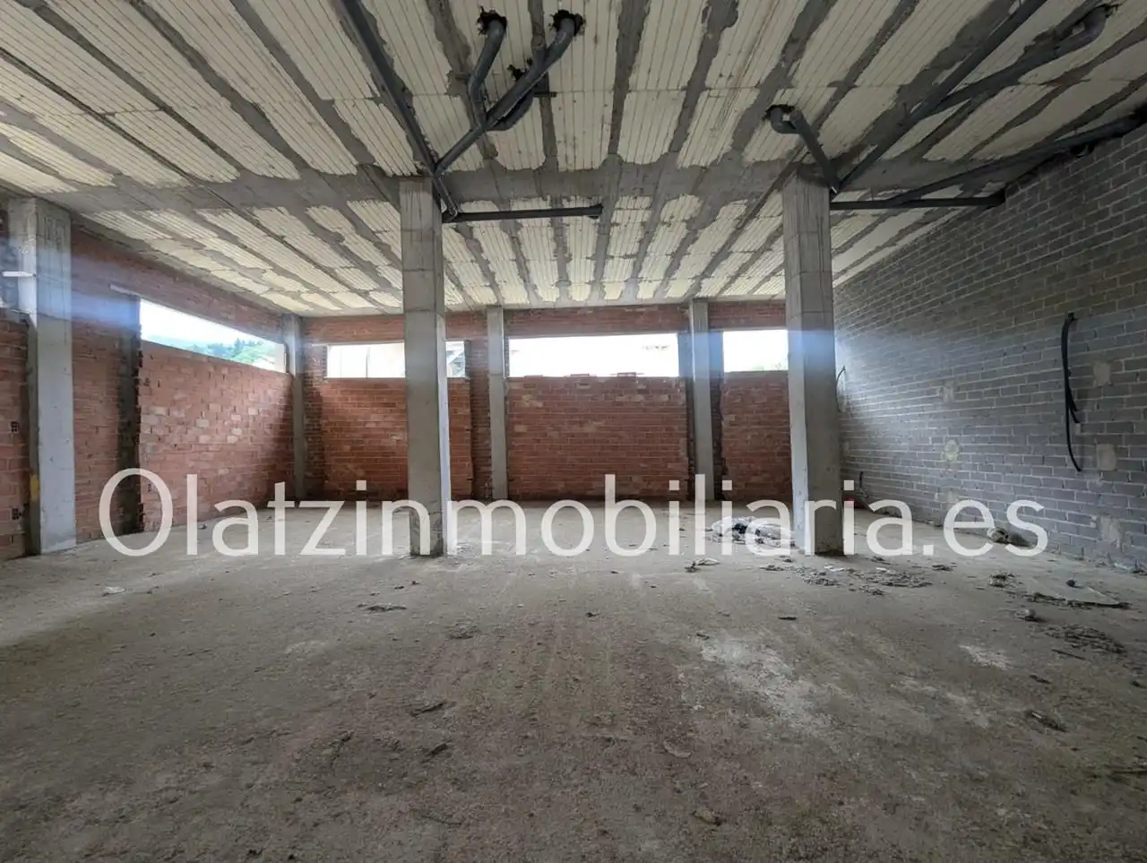 Local comercial en venda a Balmaseda, imagen 2