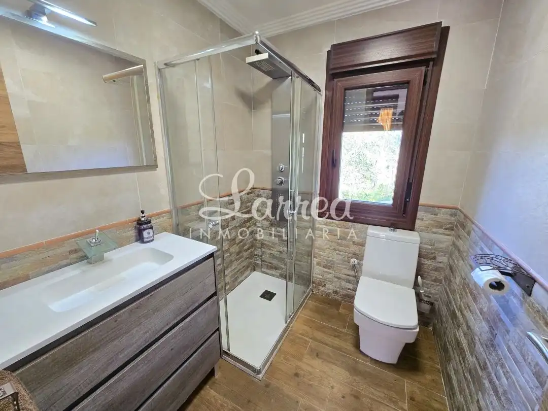 Baño de Casa o chalet en venta en Muxika con Calefacción, Trastero y Amueblado