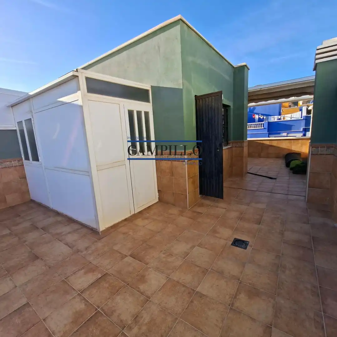 Vista exterior de Casa o chalet en venta en Adra, Almería