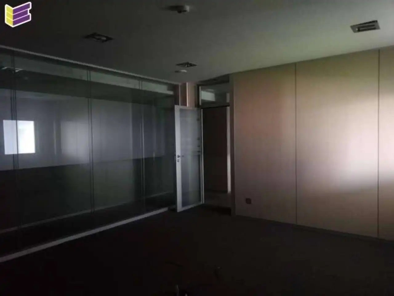 Office for sale in Navia