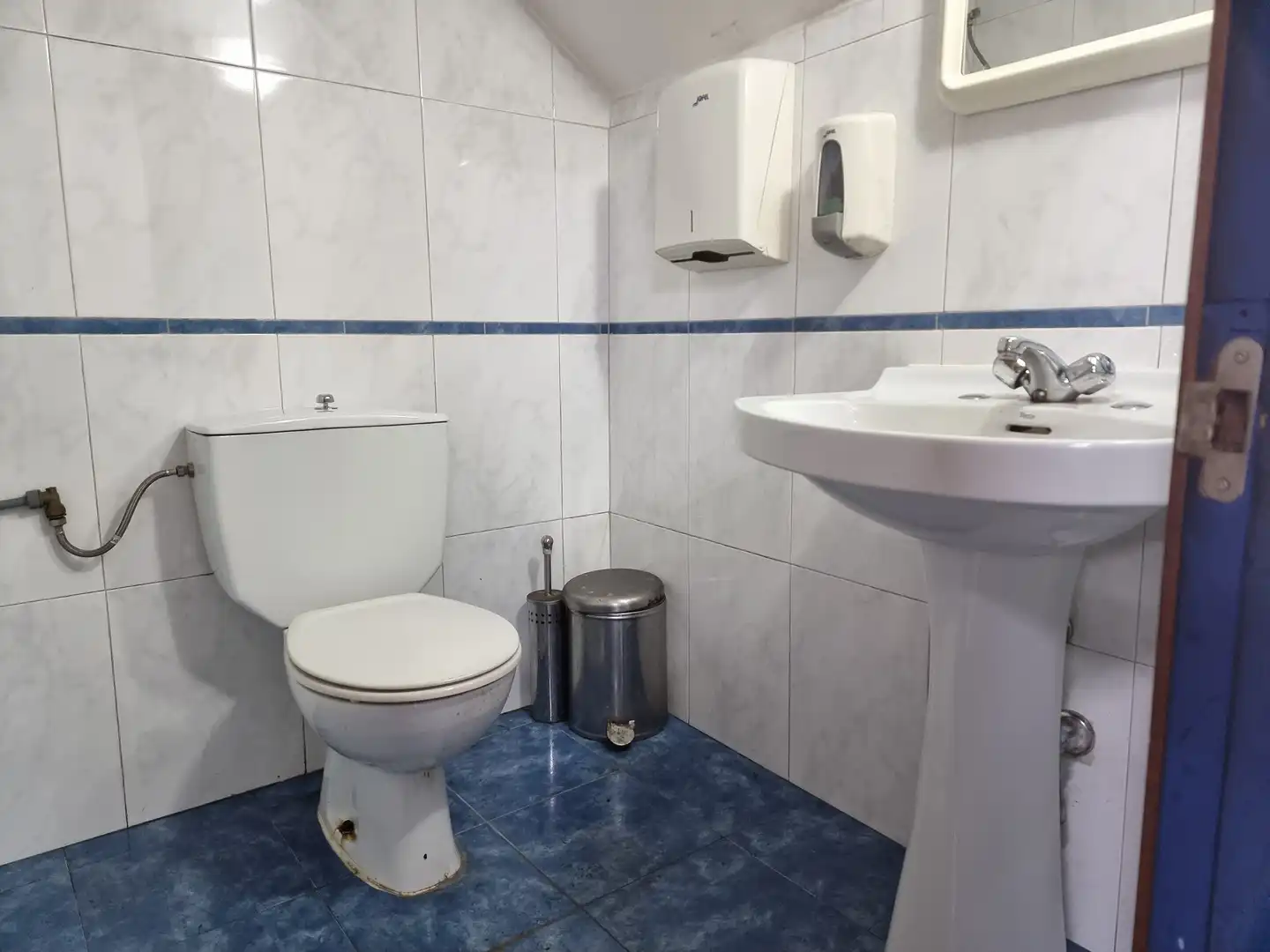 Bany de Local en venda en Santiago de Compostela 