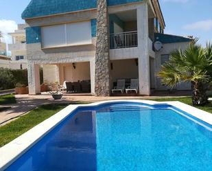Piscina de Casa o xalet de lloguer en Orihuela amb Aire condicionat, Terrassa i Piscina