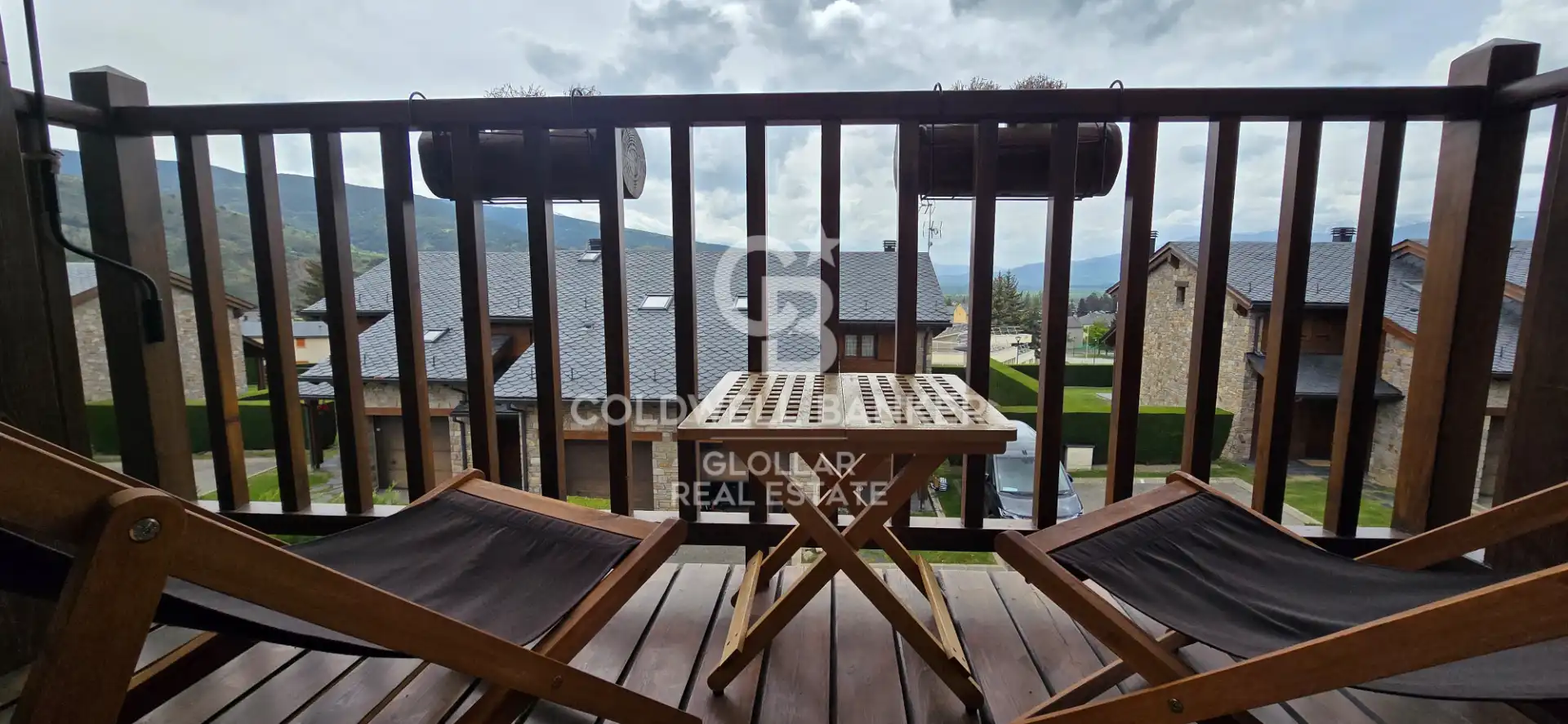 Terrace of Duplexes for rent in Osséja  with Parquet flooring, Terrace and Furnished