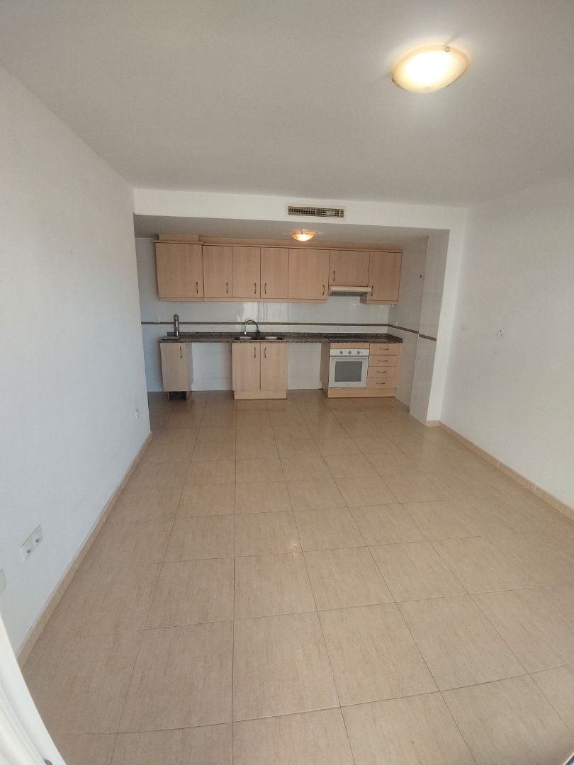 Kitchen of Apartment for sale in Chilches / Xilxes  with Terrace, Storage room and Balcony