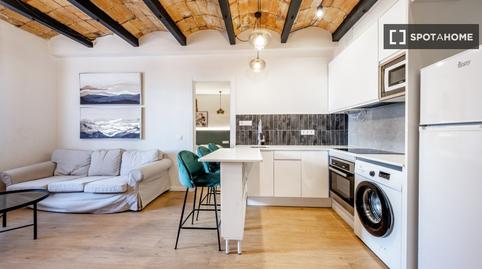 Foto 2 de Pis de lloguer a El Baix Guinardó, Barcelona