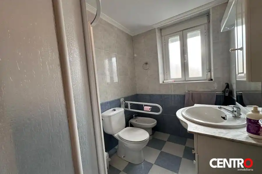 Baño de Casa o chalet en venta en Guadahortuna con Jardín privado