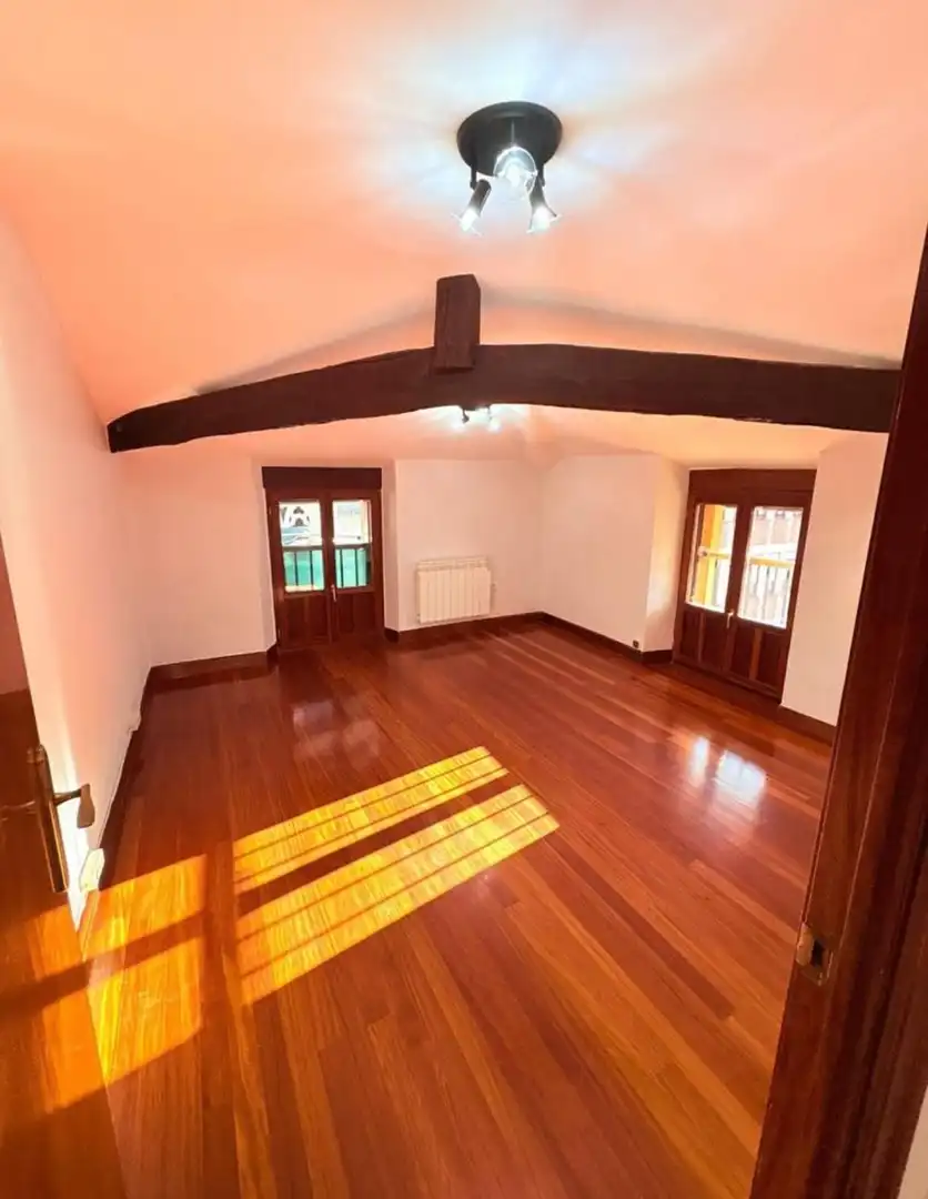 Piso en venta en Balmaseda con Calefacción y Trastero