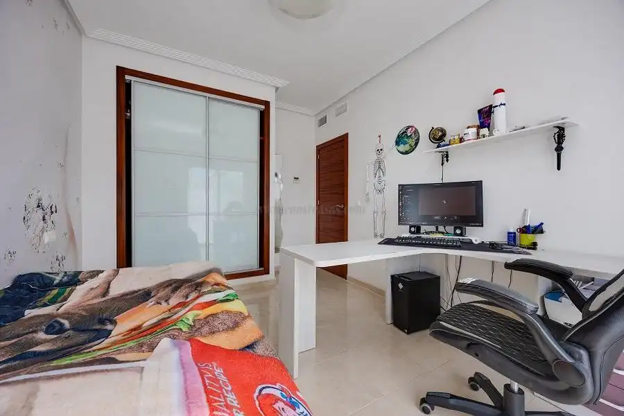 Apartamento con piscina en venta en Orihuela Costa, imagen 9