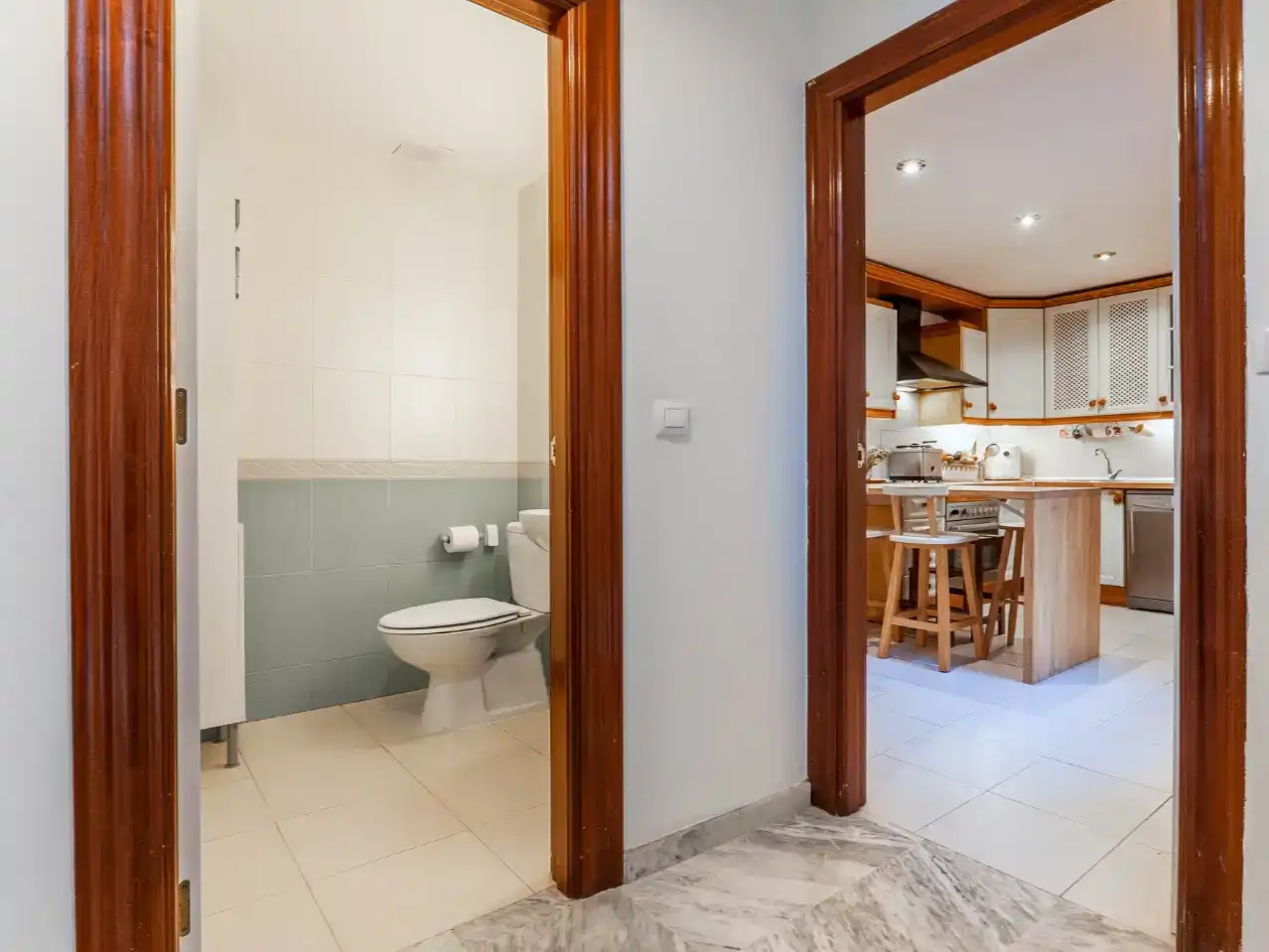 Baño de Piso en venta en Granada con Aire acondicionado, Parquet y Trastero