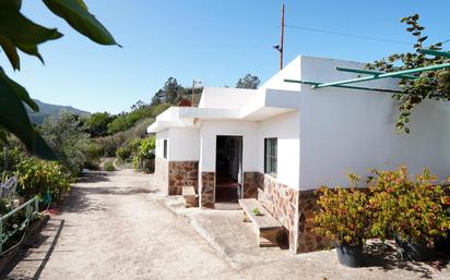 Vista exterior de Casa o xalet en venda en Santa María de Guía de Gran Canaria