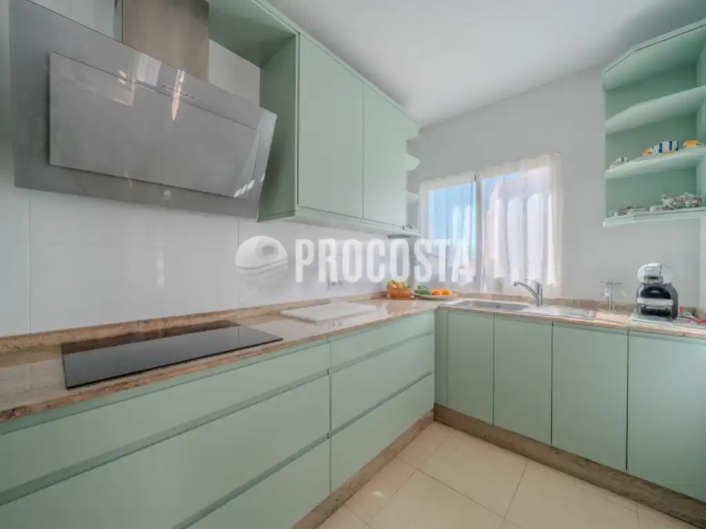 Cocina de Piso en venta en Almuñécar con Terraza y Internet