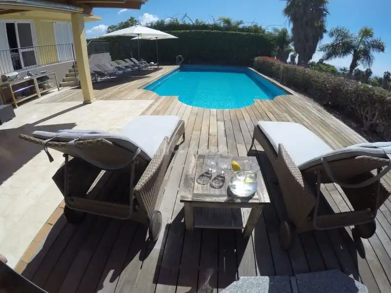 Apartamento en venta en La Caleta