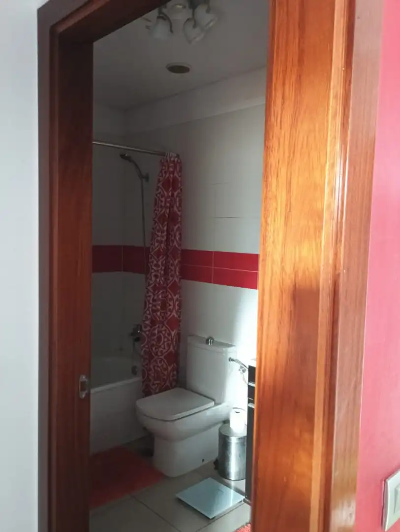 Baño de Piso en venta en Guía de Isora con Terraza y Amueblado