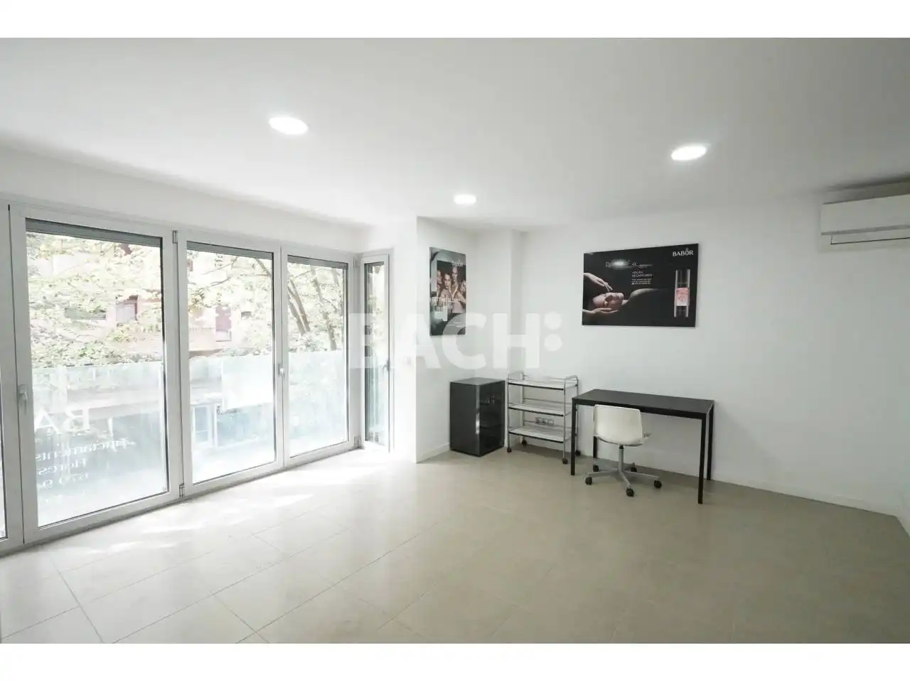 Ufficio con ascensore in affitto a Calle Jacint Verdaguer 16, imagen 5
