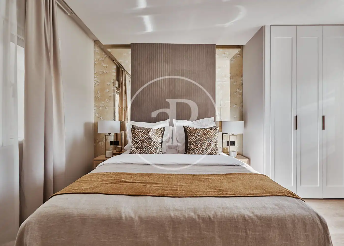 Bedroom of Flat for sale in Madrid  with Air Conditioner, Heating and Furnished