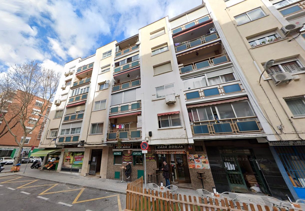 Exterior view of Flat for sale in  Madrid Capital  with Storage room