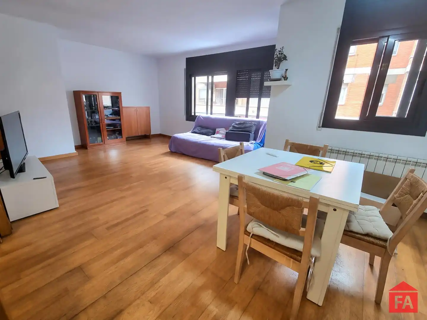Sala d'estar de Pis en venda en El Vendrell amb Calefacció