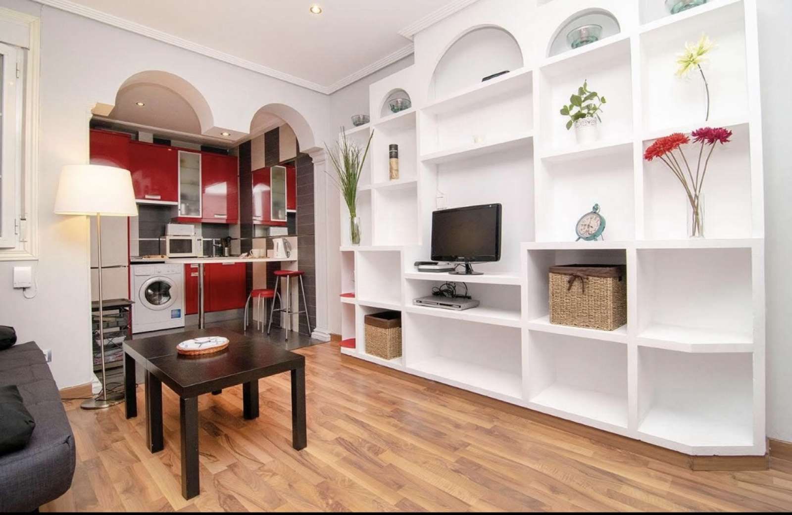 Living room of Study to share in  Madrid Capital  with Air Conditioner, Heating and Terrace