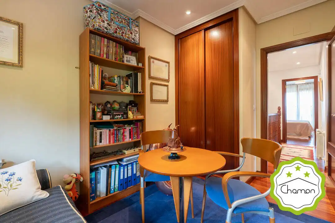 Dining room of Houses for sale in Castro-Urdiales  with Heating and Furnished