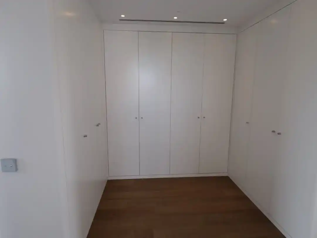 Dormitori de Casa o xalet en venda en  Madrid Capital amb Balcó