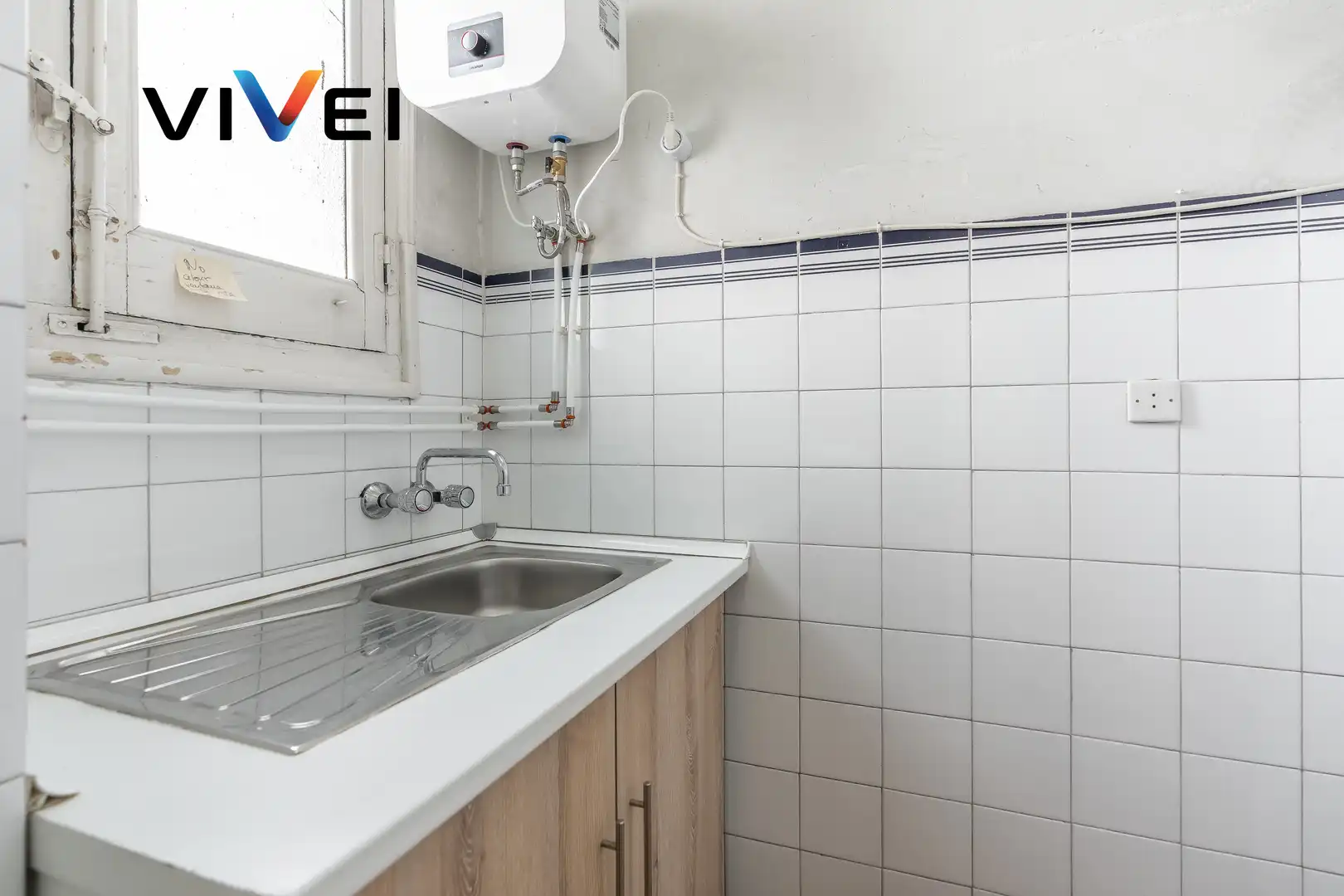 Badezimmer von Wohnung zum Verkauf in Madrid mit Klimaanlage, Heizung und Abstellraum