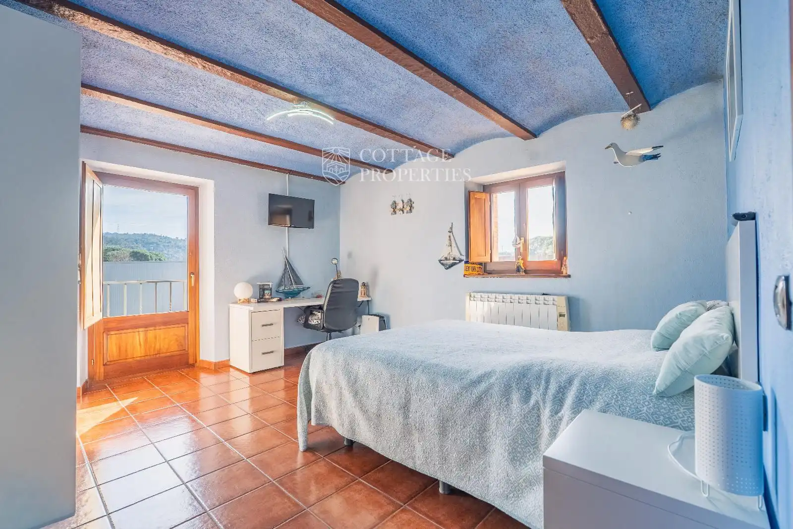 Dormitori de Finca rústica en venda en Sant Julià del Llor i Bonmatí amb Calefacció, Terrassa i Piscina