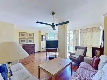 Piso con ascensor en venta en Centro
