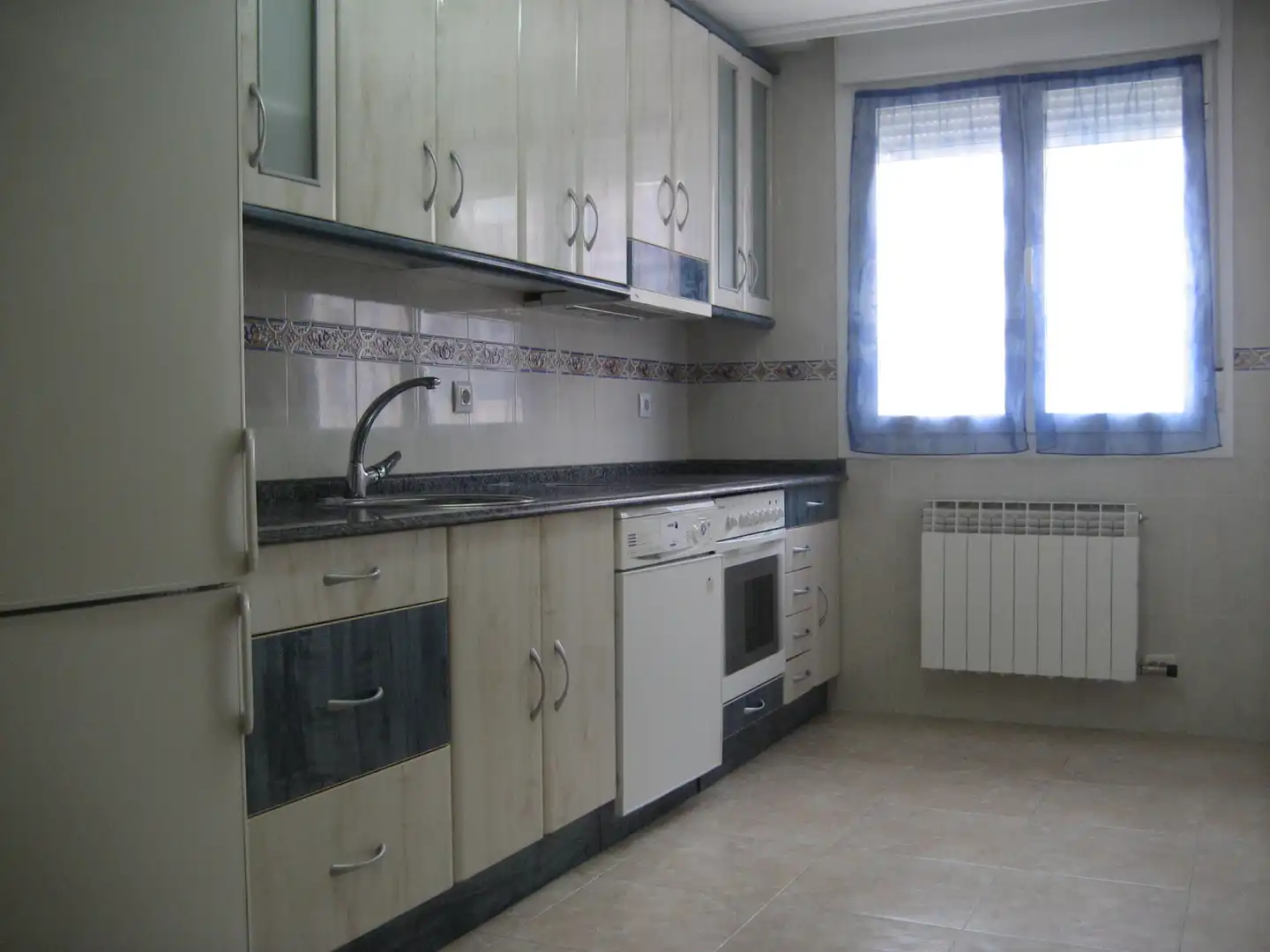 Cocina de Casa adosada en venta en Lardero con Calefacción y Terraza
