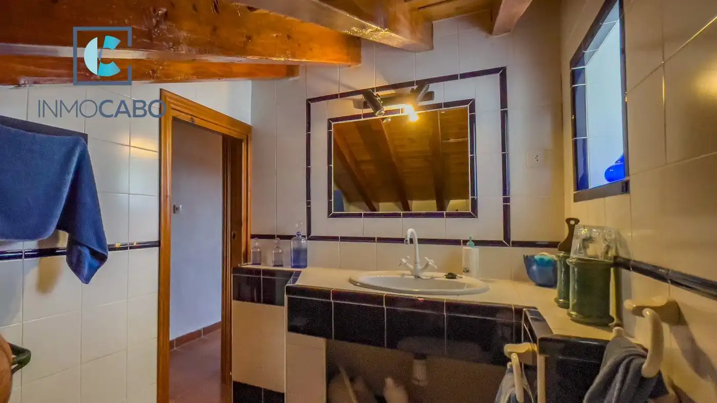 Bany de Casa o xalet en venda en Cartagena amb Terrassa i Moblat