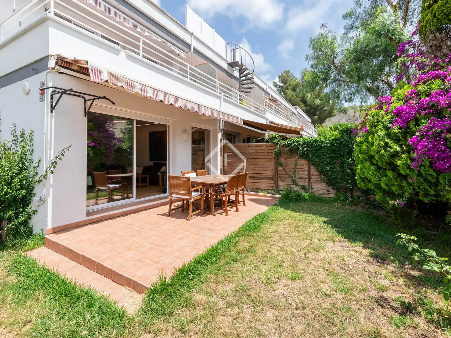 Garden of Houses for sale in Sitges  with Air Conditioner, Private garden and Furnished