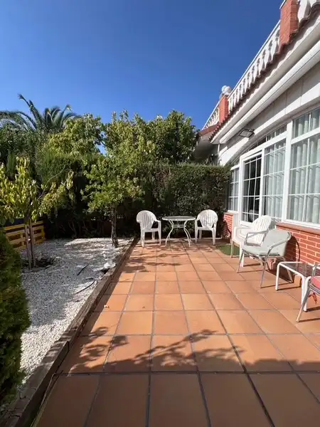 Houses for sale in ANTARTIDA, Las Conejeras - Esparragal