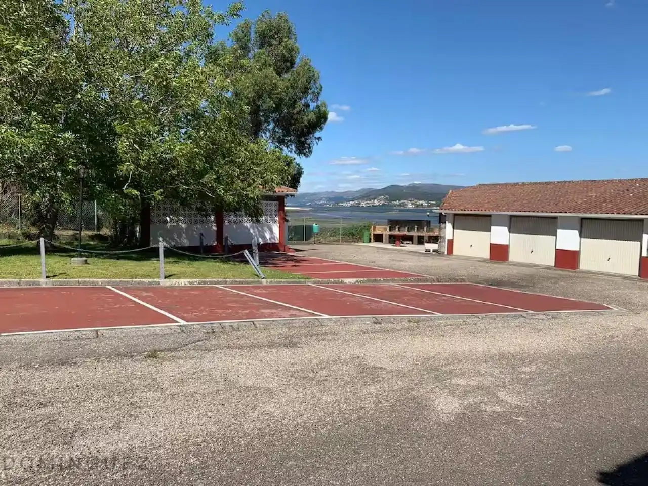 Parking de Apartamento en venta en A Guarda   con Calefacción, Piscina y Piscina comunitaria