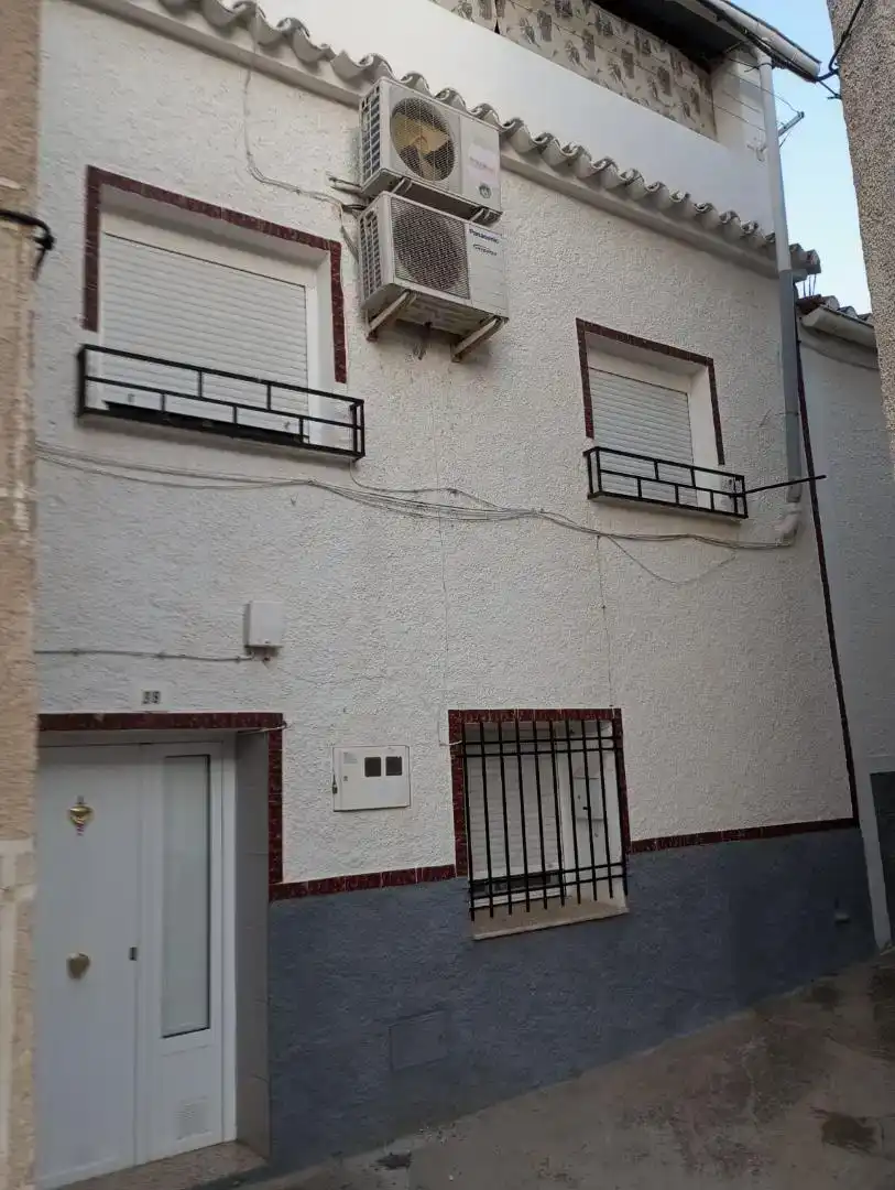 Vista exterior de Dúplex en venda en Valdefuentes amb Aire condicionat, Traster i Rentadora