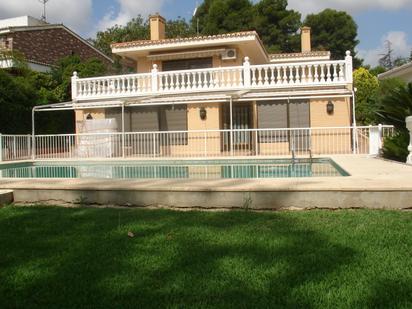 Piscina de Casa o xalet en venda en Picassent amb Aire condicionat, Calefacció i Jardí privat