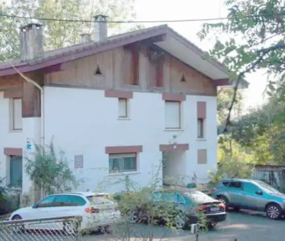 Vista exterior de Casa o chalet en venta en Zamudio con Terraza