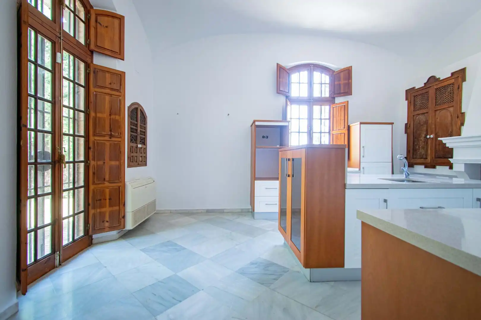 Cocina de Casa o chalet en venta en Valencina de la Concepción con Aire acondicionado, Jardín privado y Terraza
