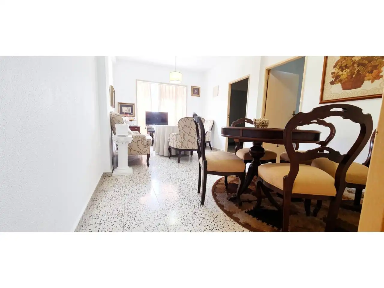 Piso con ascensor en venta en Calle Altamira 62